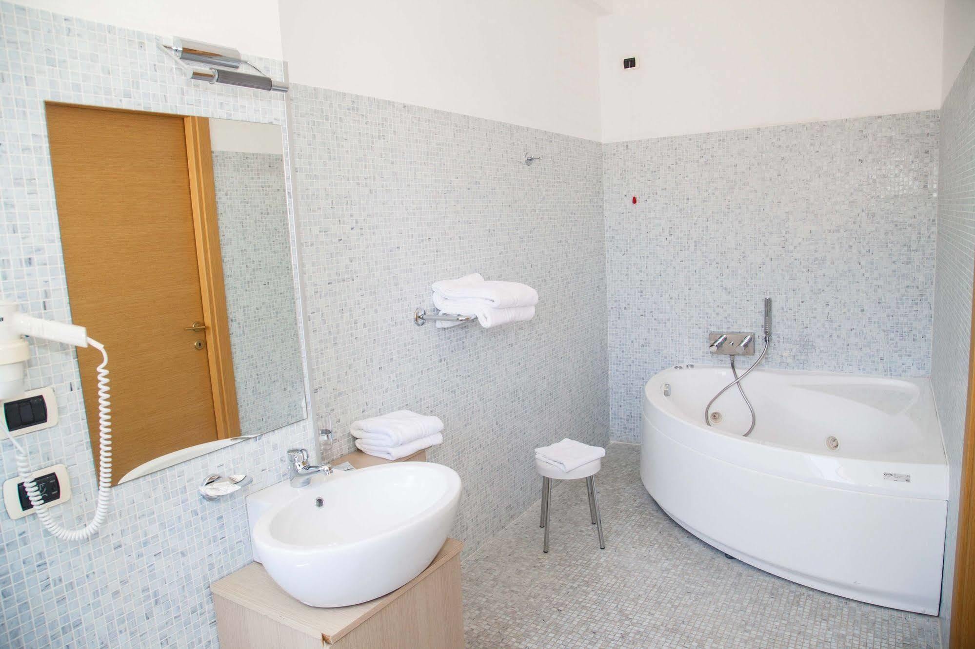 Hotel Pacla Avola Kültér fotó