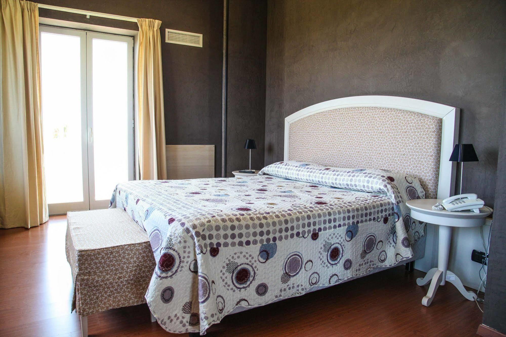 Hotel Pacla Avola Kültér fotó
